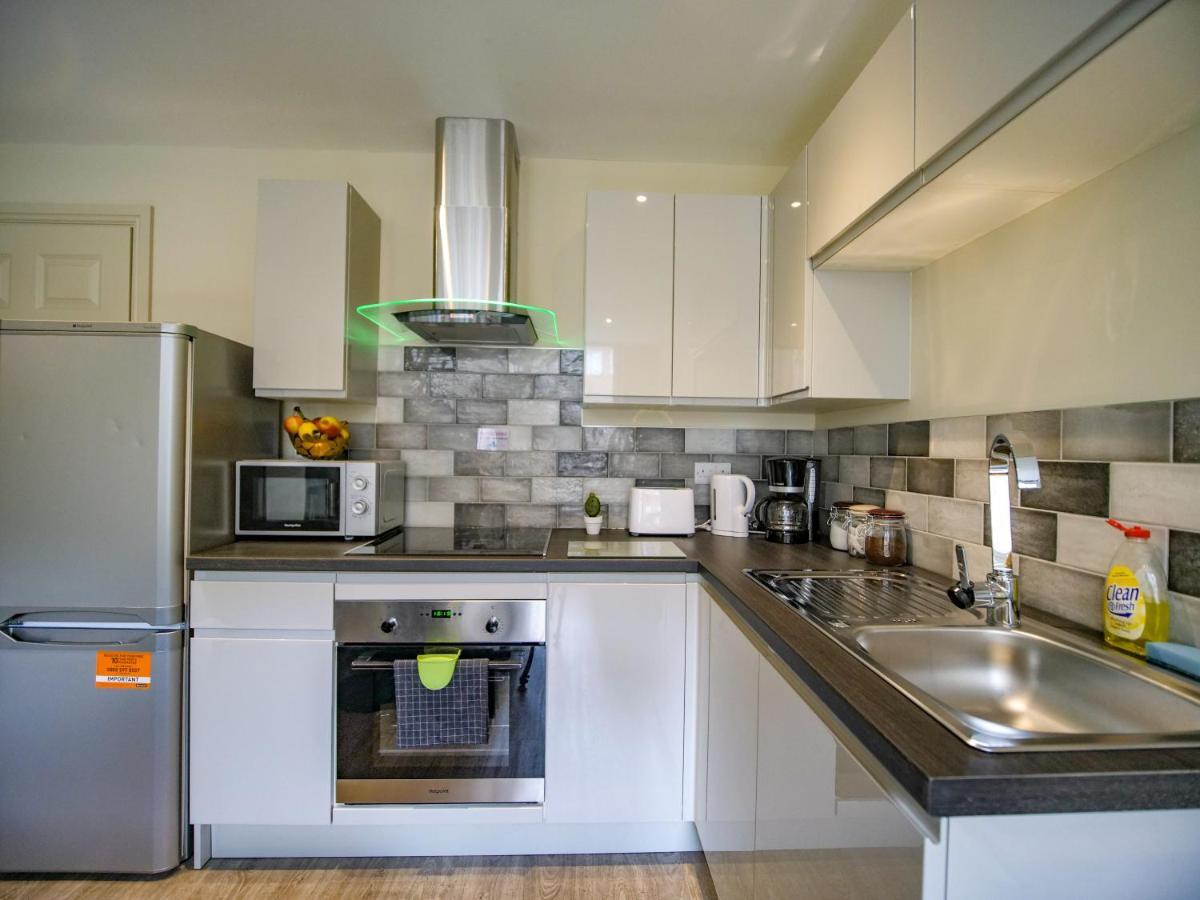 Apartment Spacesavers At Figtree Lane *
