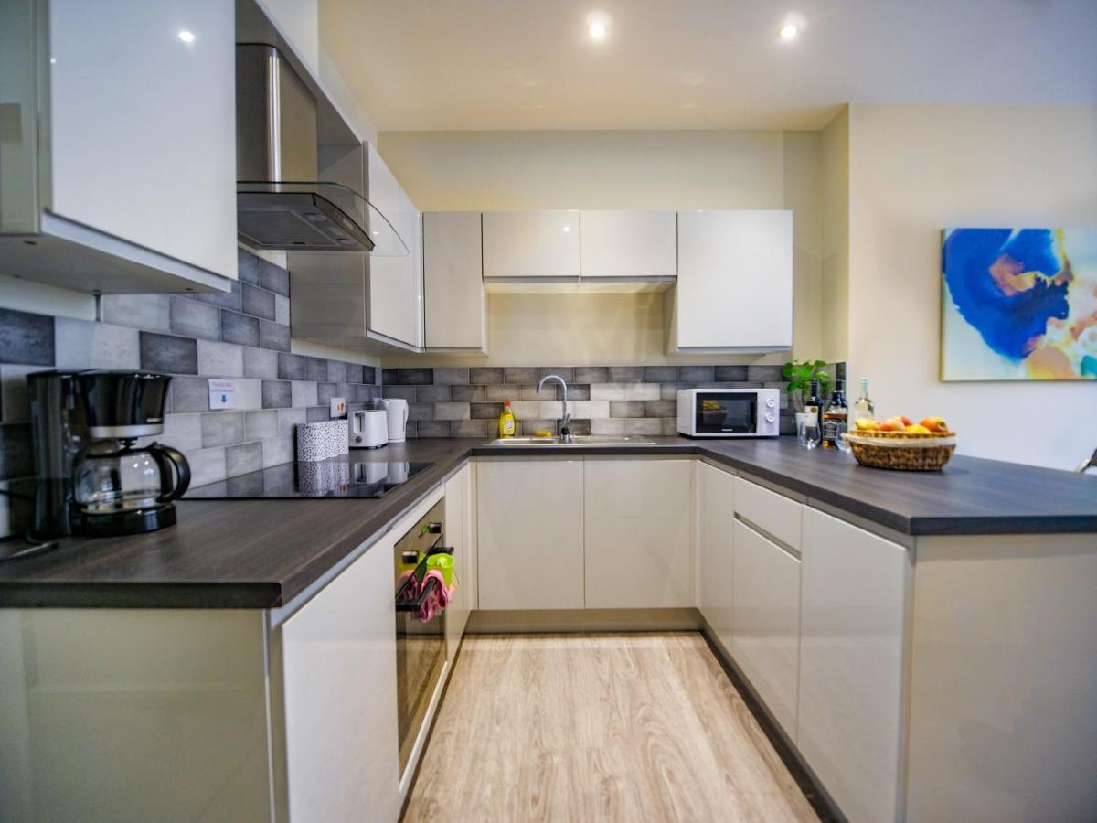 Spacesavers At Figtree Lane Appartamento *